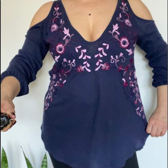 Lucky Brand Cold Sholder V-Neck Tunic Top - Picture 3 of 3